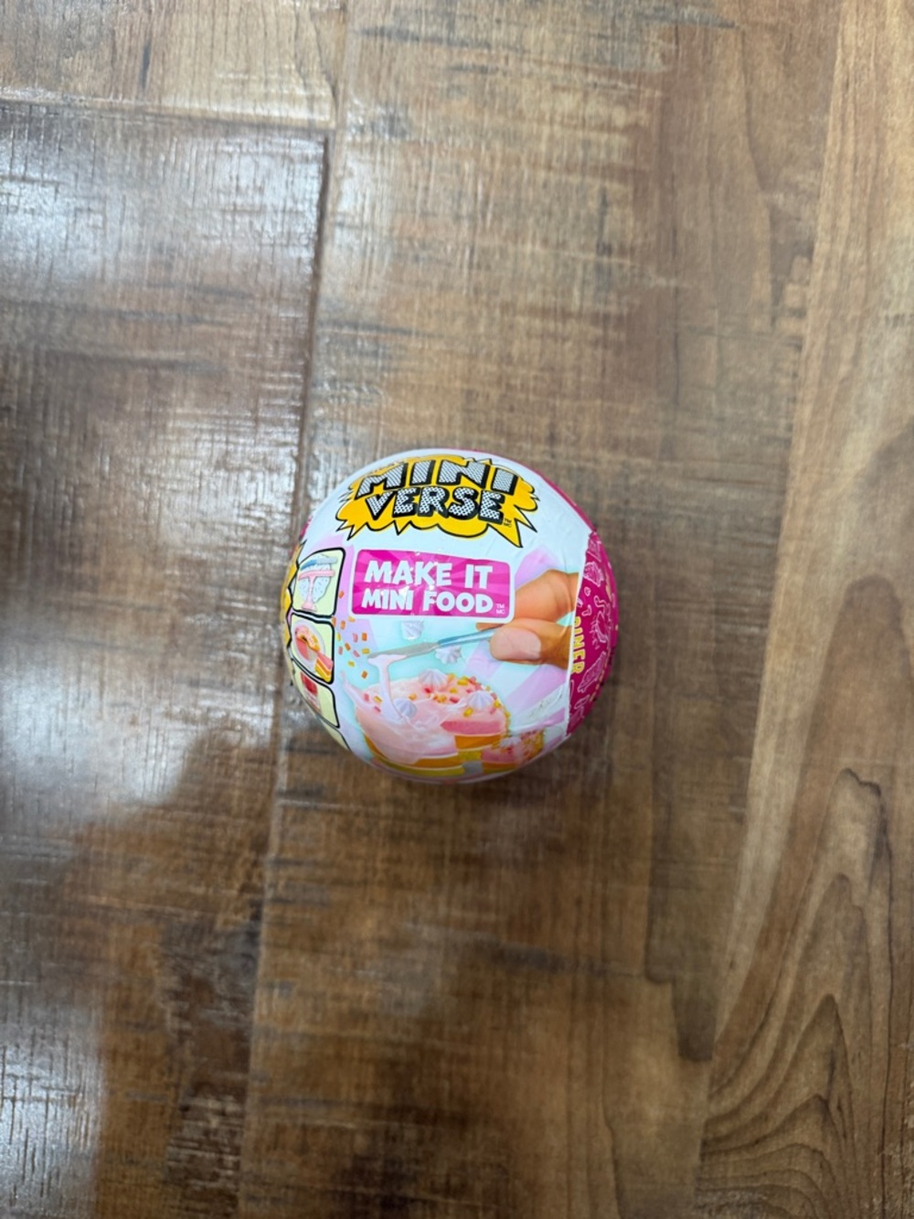 MiniVerse Make It Mini Food Surprise Ball - Pink/White new